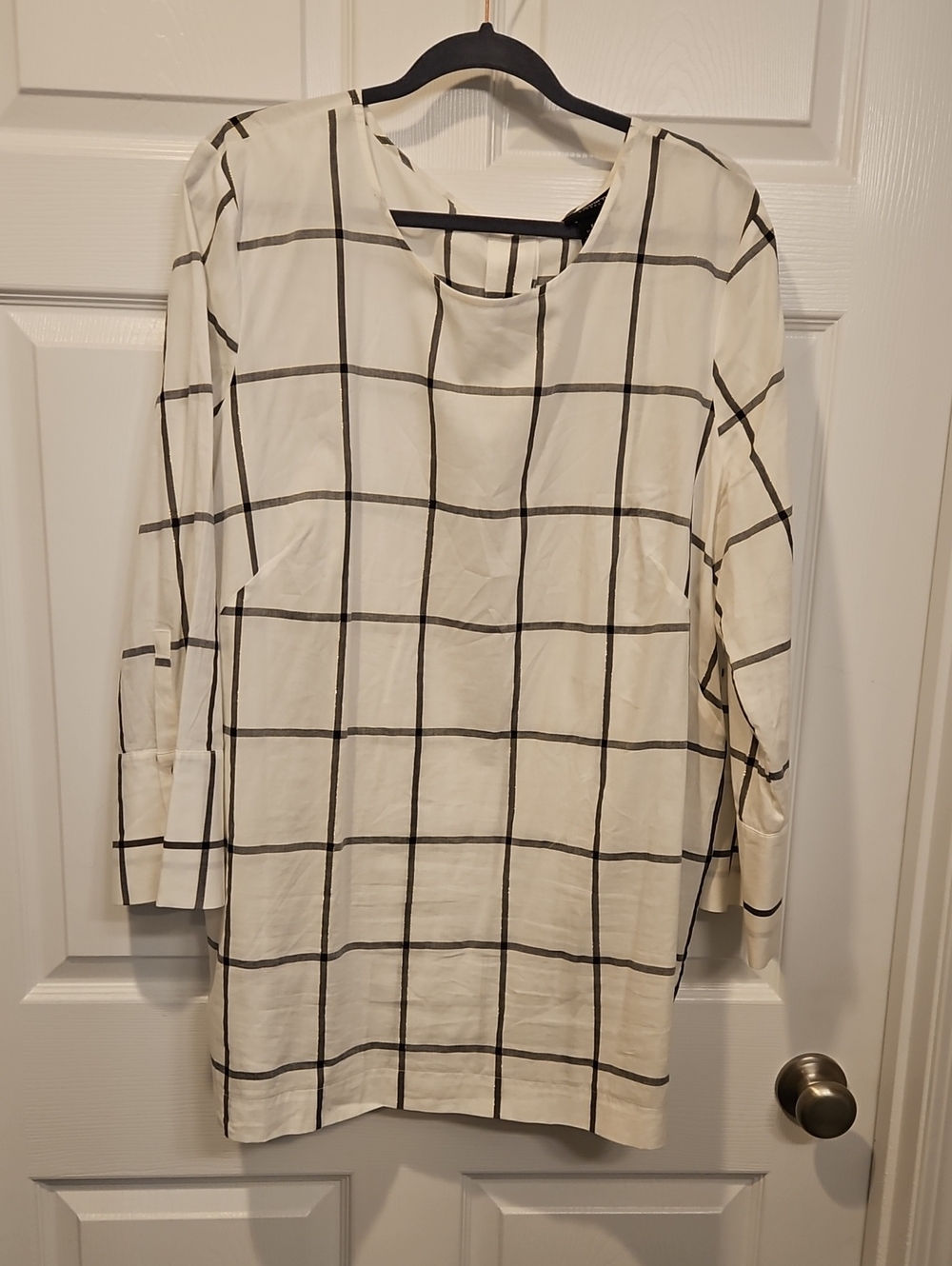 Liz Claiborne Cream and Black Windowpane Tunic